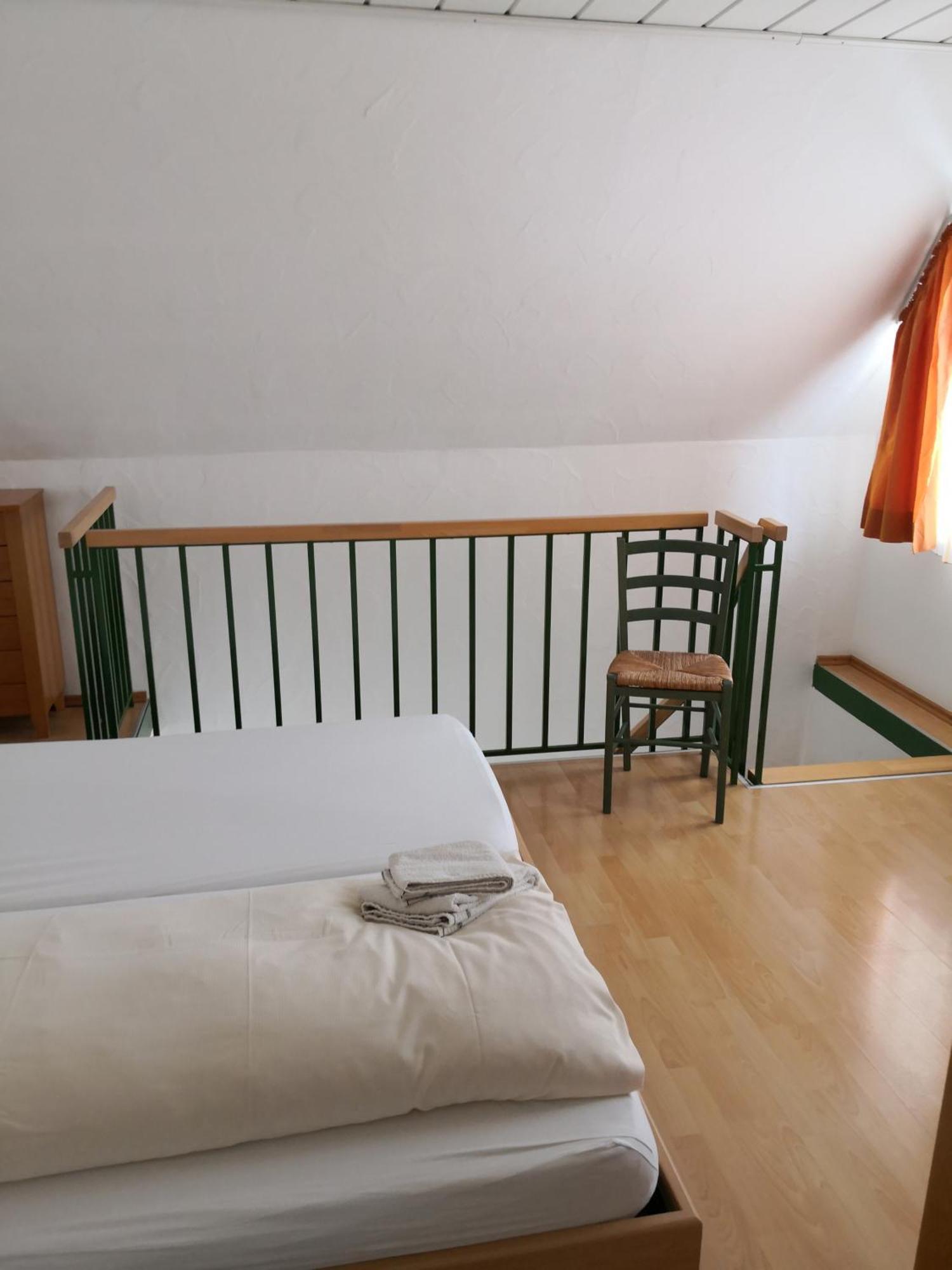Gaestehaus Und Fewo Lamm Garni Blaubeuren Exteriör bild